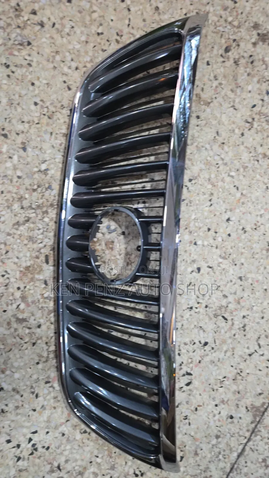 Toyota Harrier and Lexus Rx330 Front Grill 2006