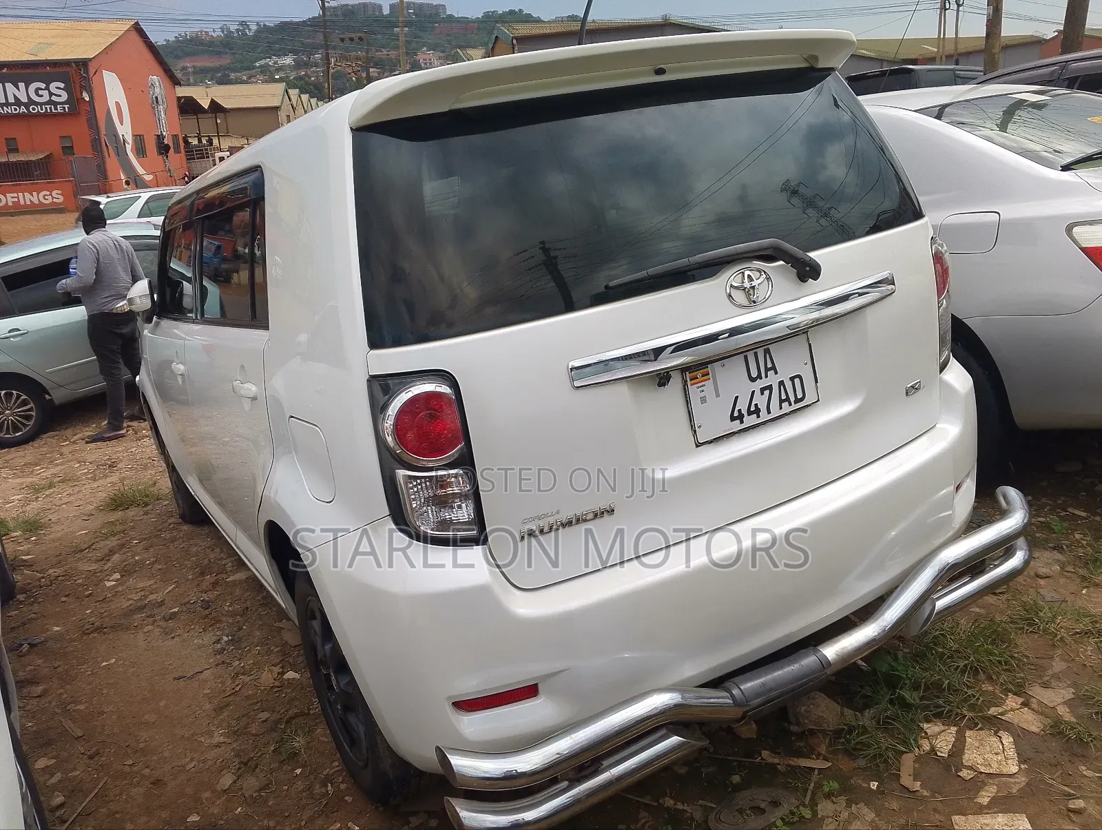 Toyota Corolla Rumion Hatchback 1.5 FWD 2010 White