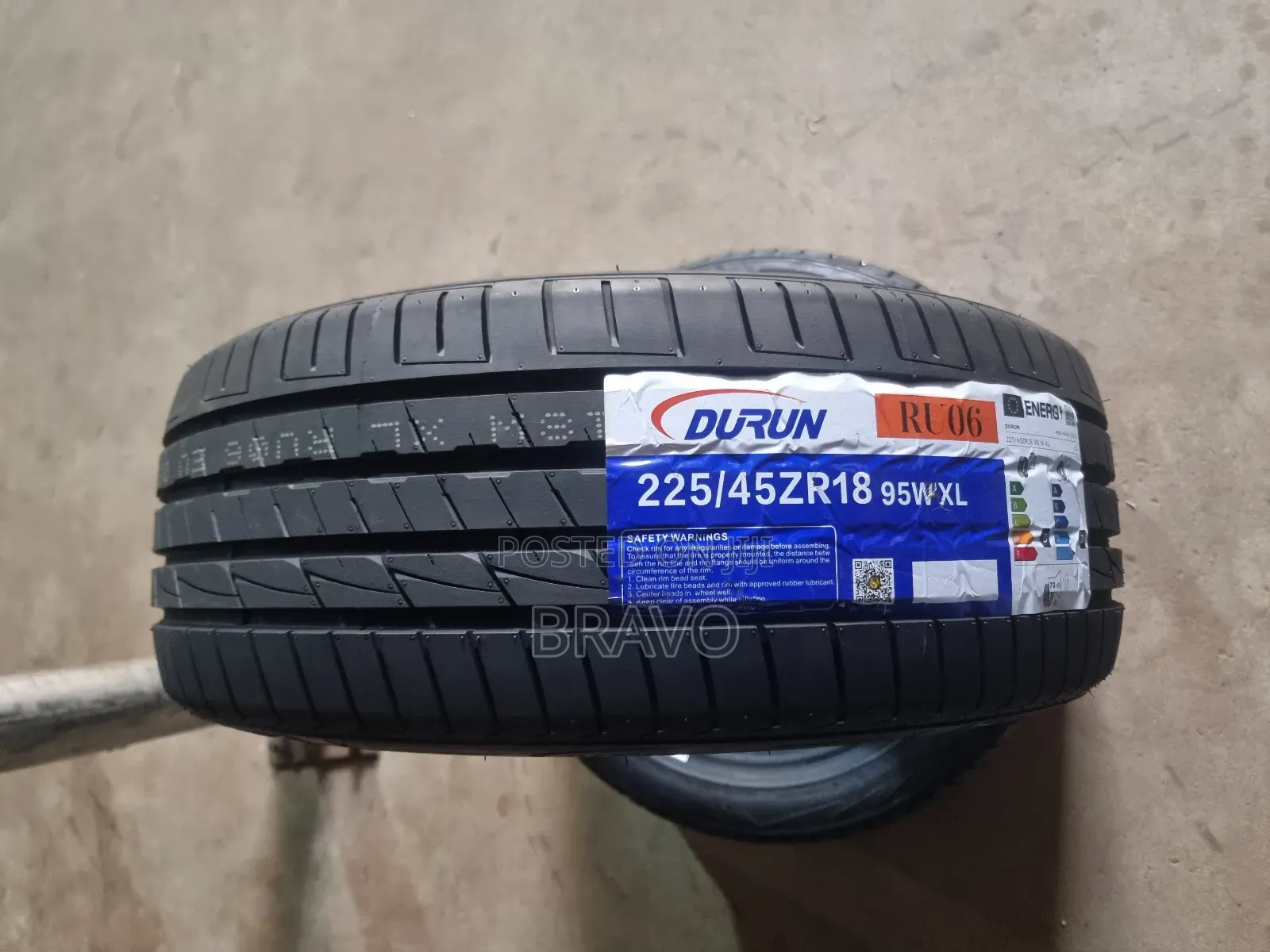 225/45r18 Low Profile Tyres for Markx , Benz