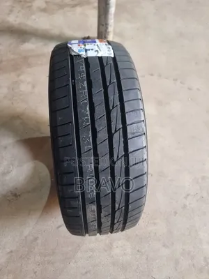 215/45r17 for Altezza, Benz E200.