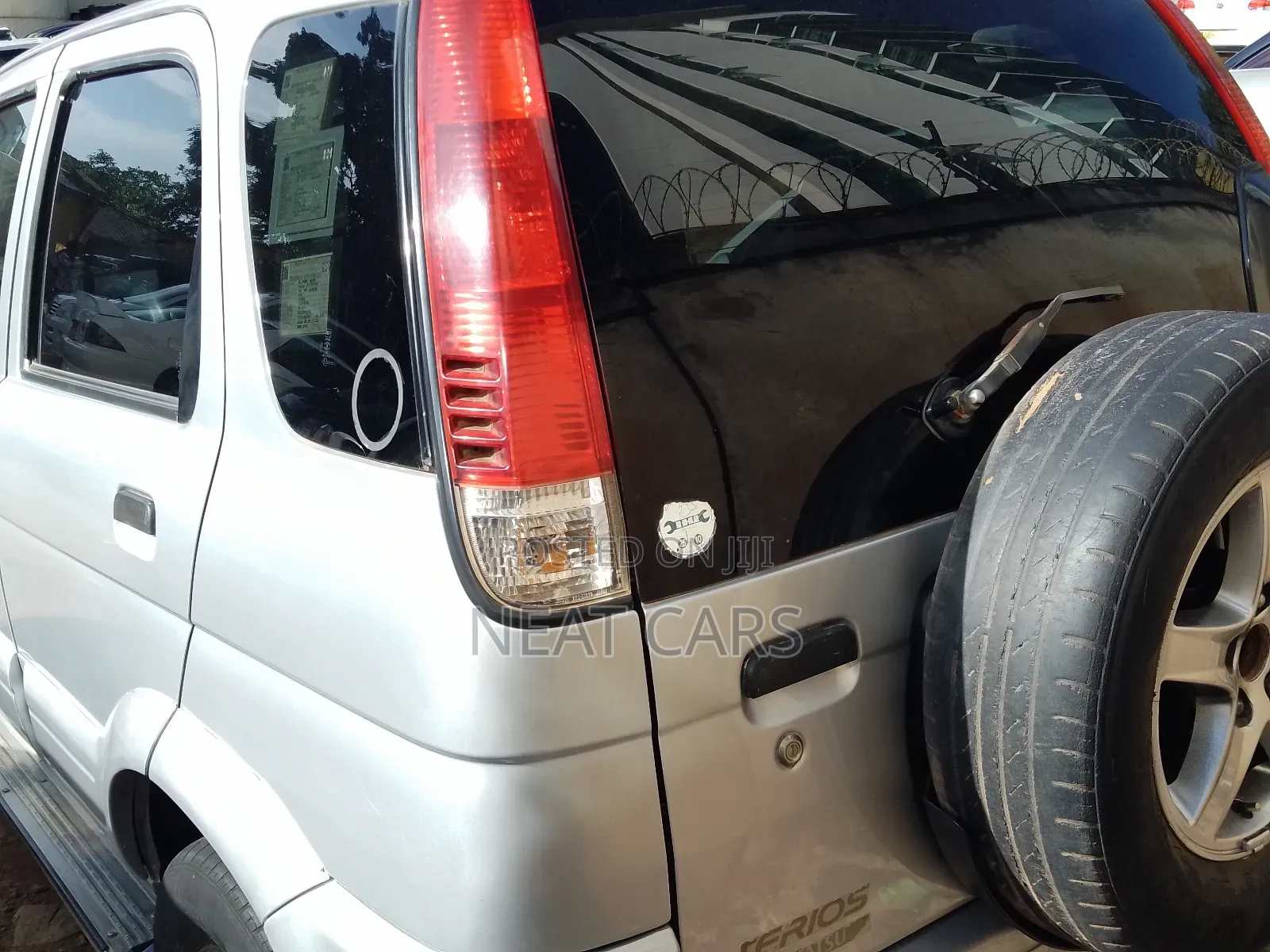 Daihatsu Terios 1999 Silver