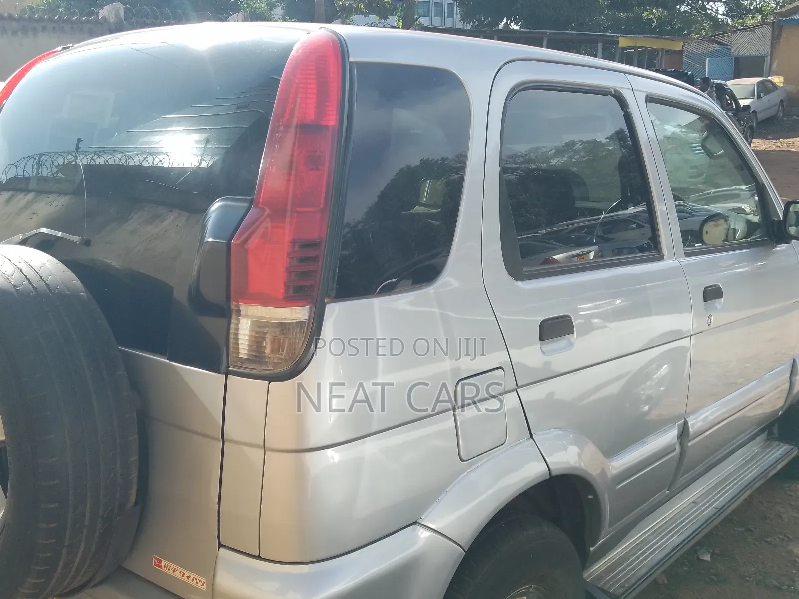 Daihatsu Terios 1999 Silver