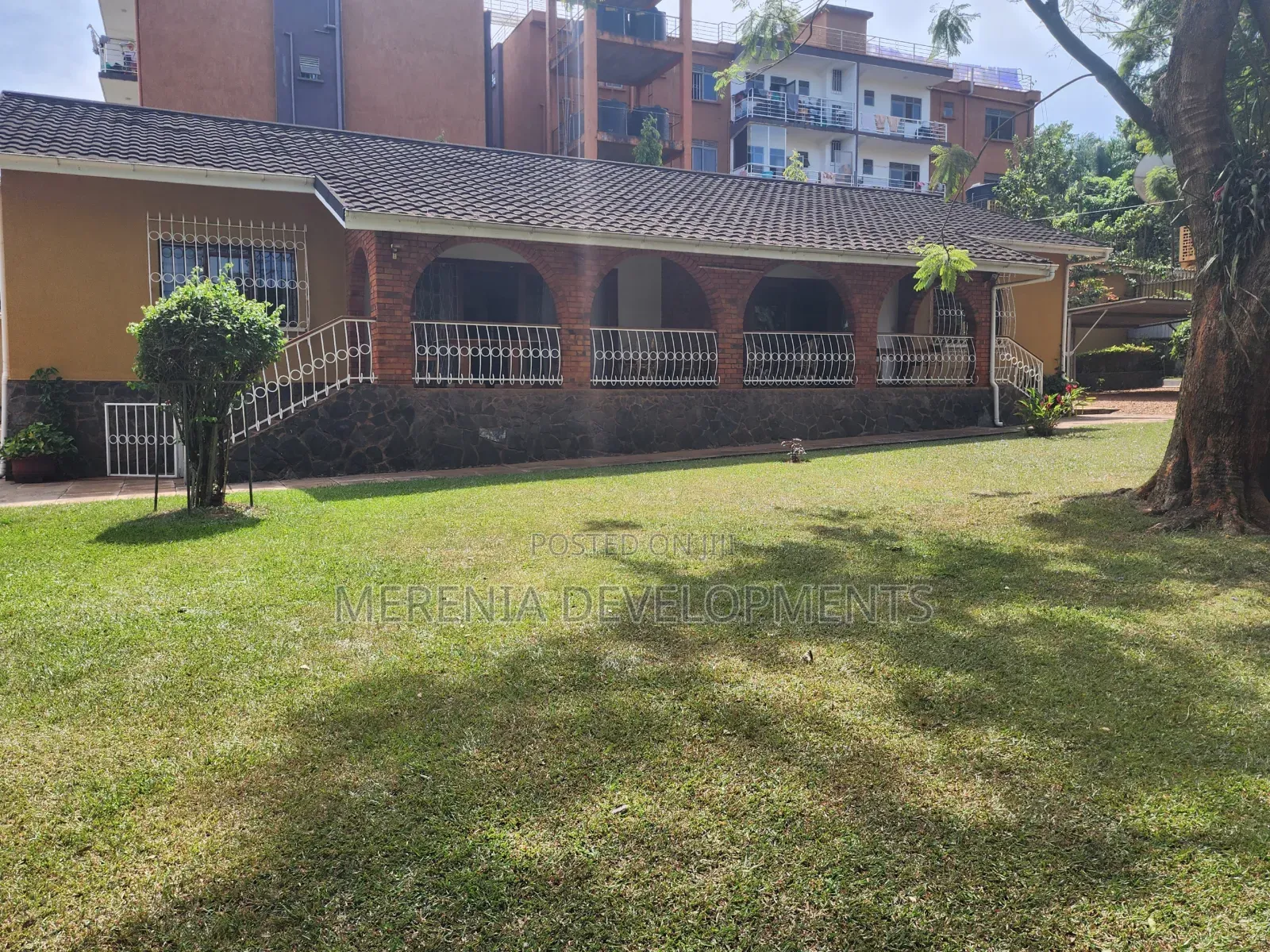 3bdrm House in Muyenga, Makindye for rent