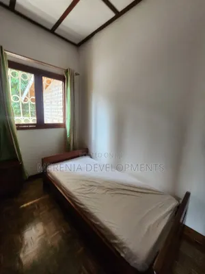 3bdrm House in Muyenga, Makindye for rent