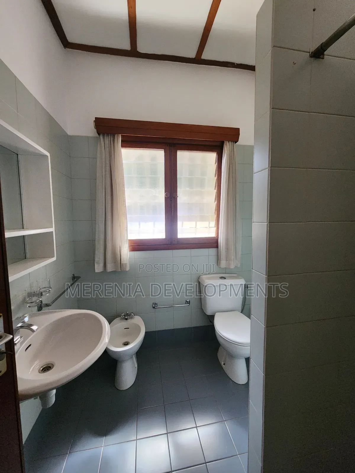 3bdrm House in Muyenga, Makindye for rent