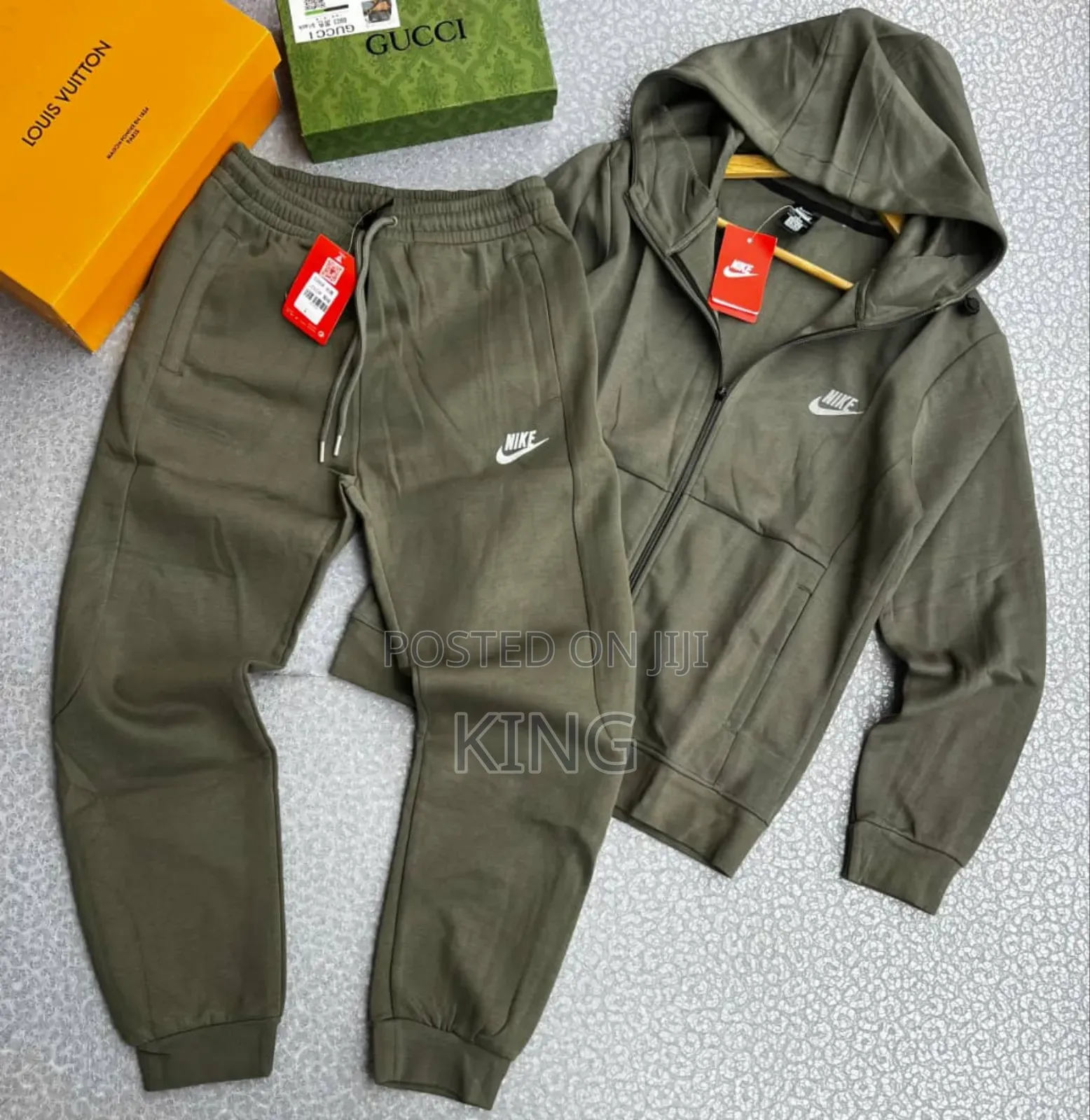 Nike Sportswear Club Fleece Hooded Tracksuit in Dark Grey. Army Green