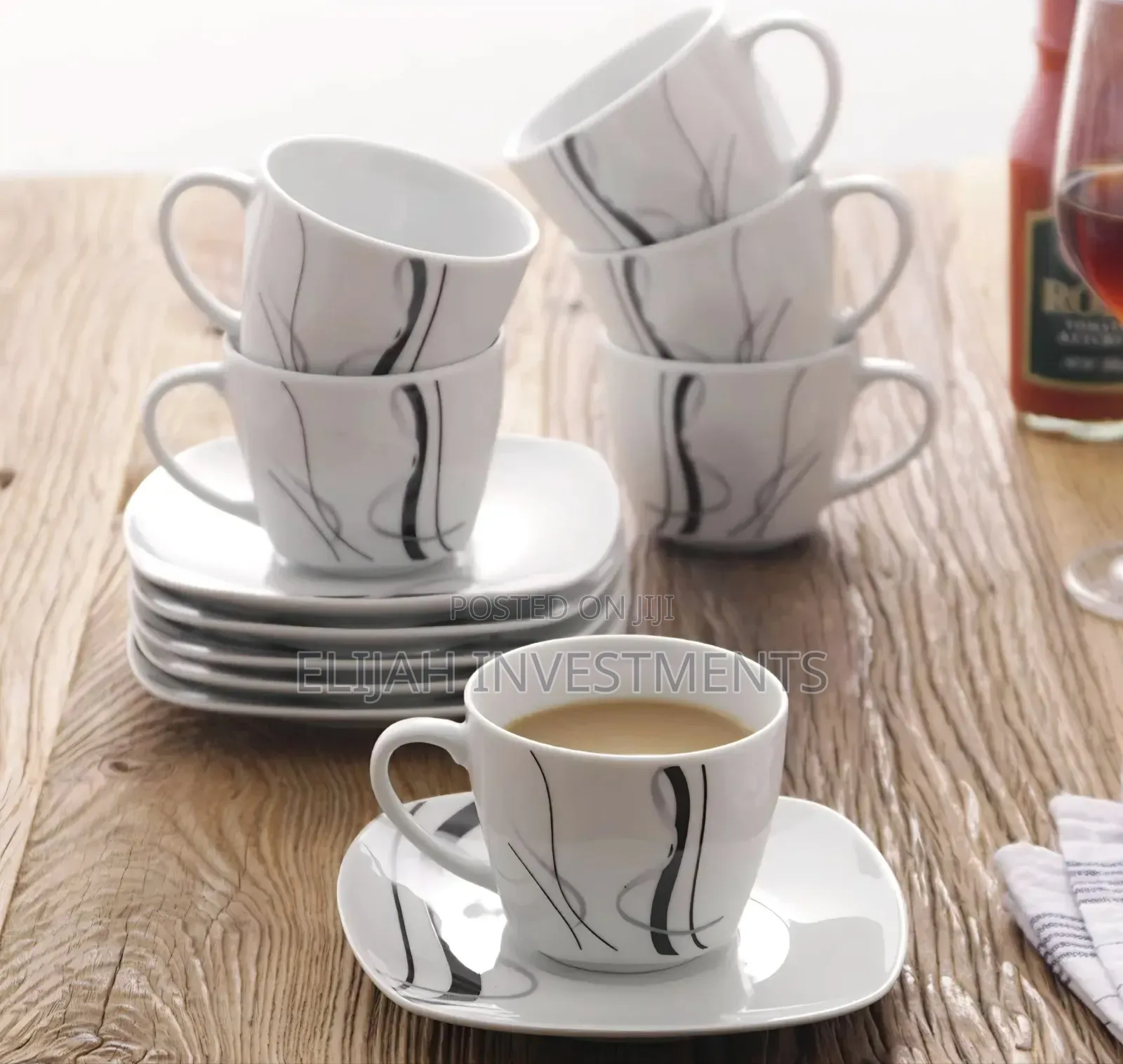 12piecea Veweet Fiona Porcelain Coffee Cups and Saucers.