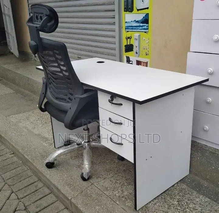 Office Table/Office Table Offices Tables/Offices Tables/Reading Desk C
