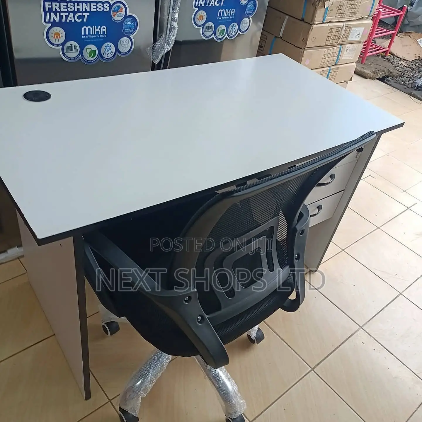 Office Table/Office Table Offices Tables/Offices Tables/Reading Desk C