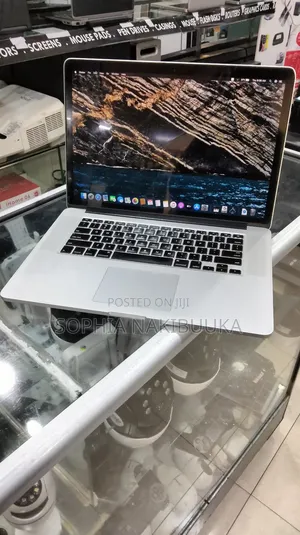 Laptop Apple MacBook Pro 2013 16GB Intel Core i7 SSD 256GB