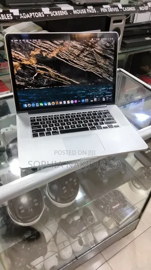 Laptop Apple MacBook Pro 2013 16GB Intel Core i7 SSD 256GB
