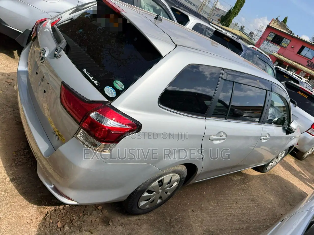 Toyota Corolla Fielder 2018 Silver
