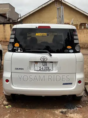 Toyota Sienta 1.5 FWD 2008 White