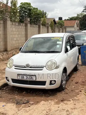 Toyota Sienta 1.5 FWD 2008 White