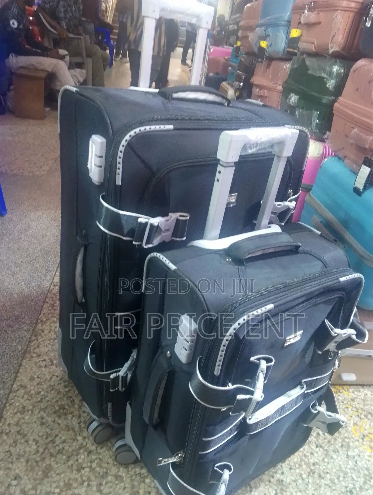 Original Cloth Suitcase. Medium.( Black)