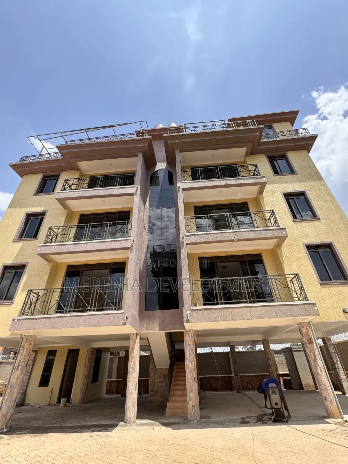 2bdrm Apartment in Kira for rent
