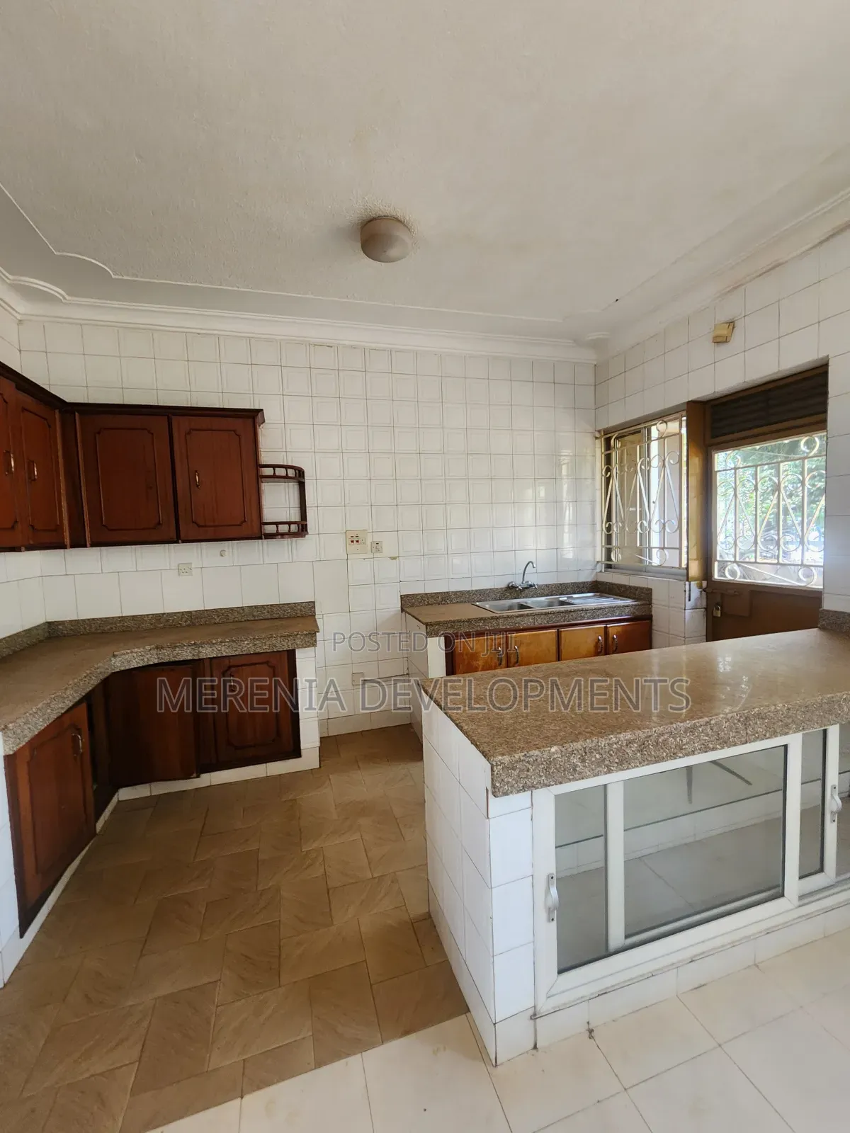 3bdrm House in Muyenga, Makindye for rent