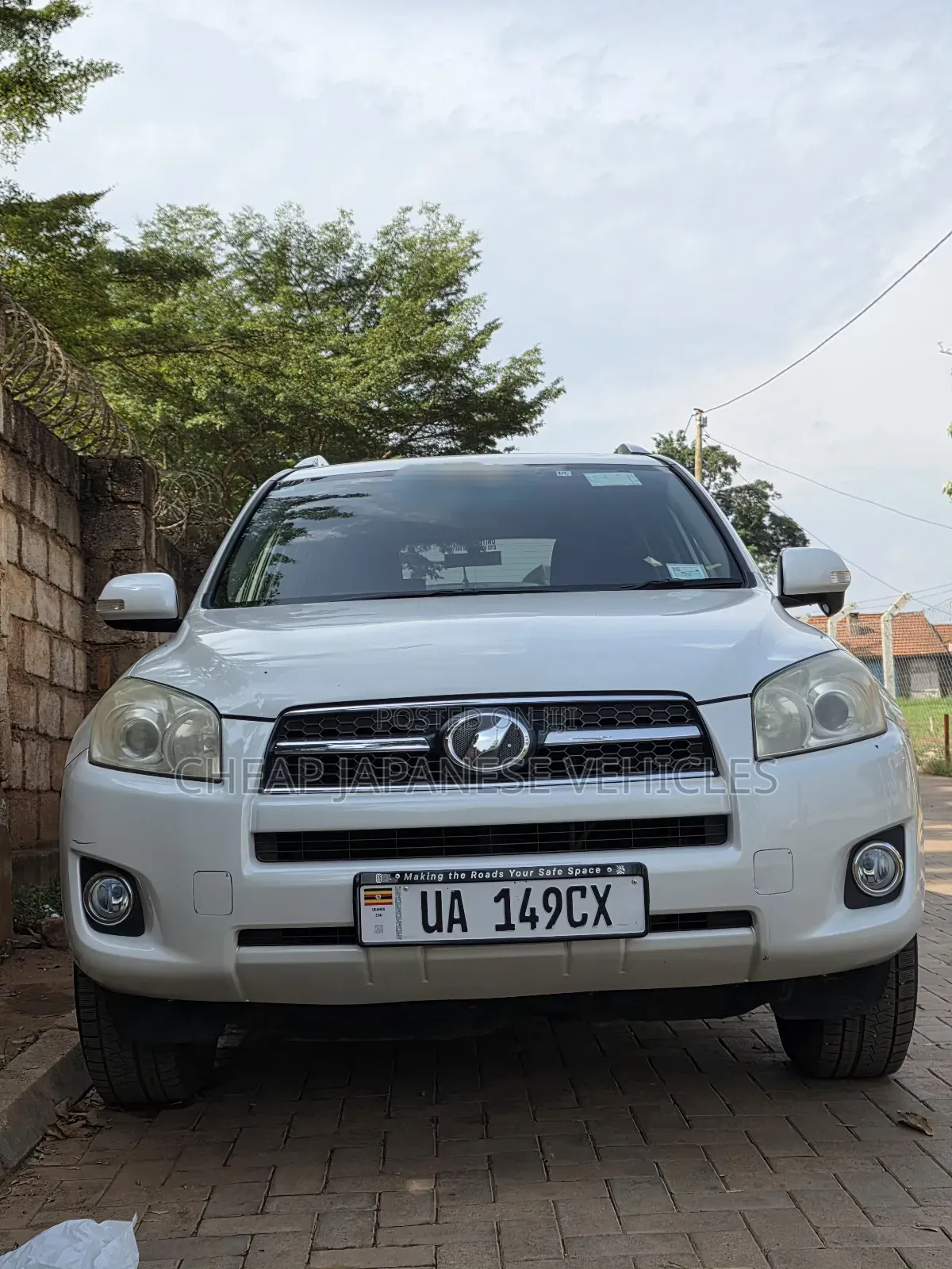 Toyota RAV4 2011 White