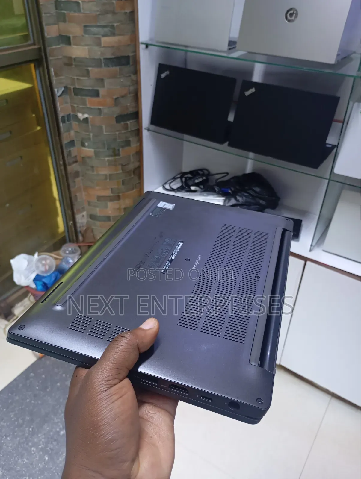 Laptop Dell Latitude 7400 8GB Intel Core I5 SSD 256GB
