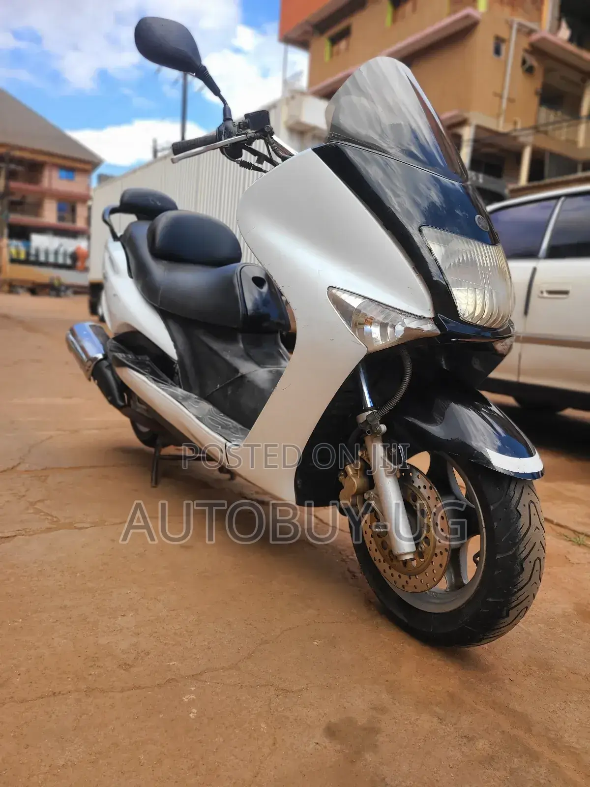 Yamaha Majesty 2015 White