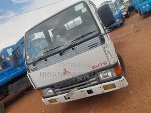 Canter Double Cabin