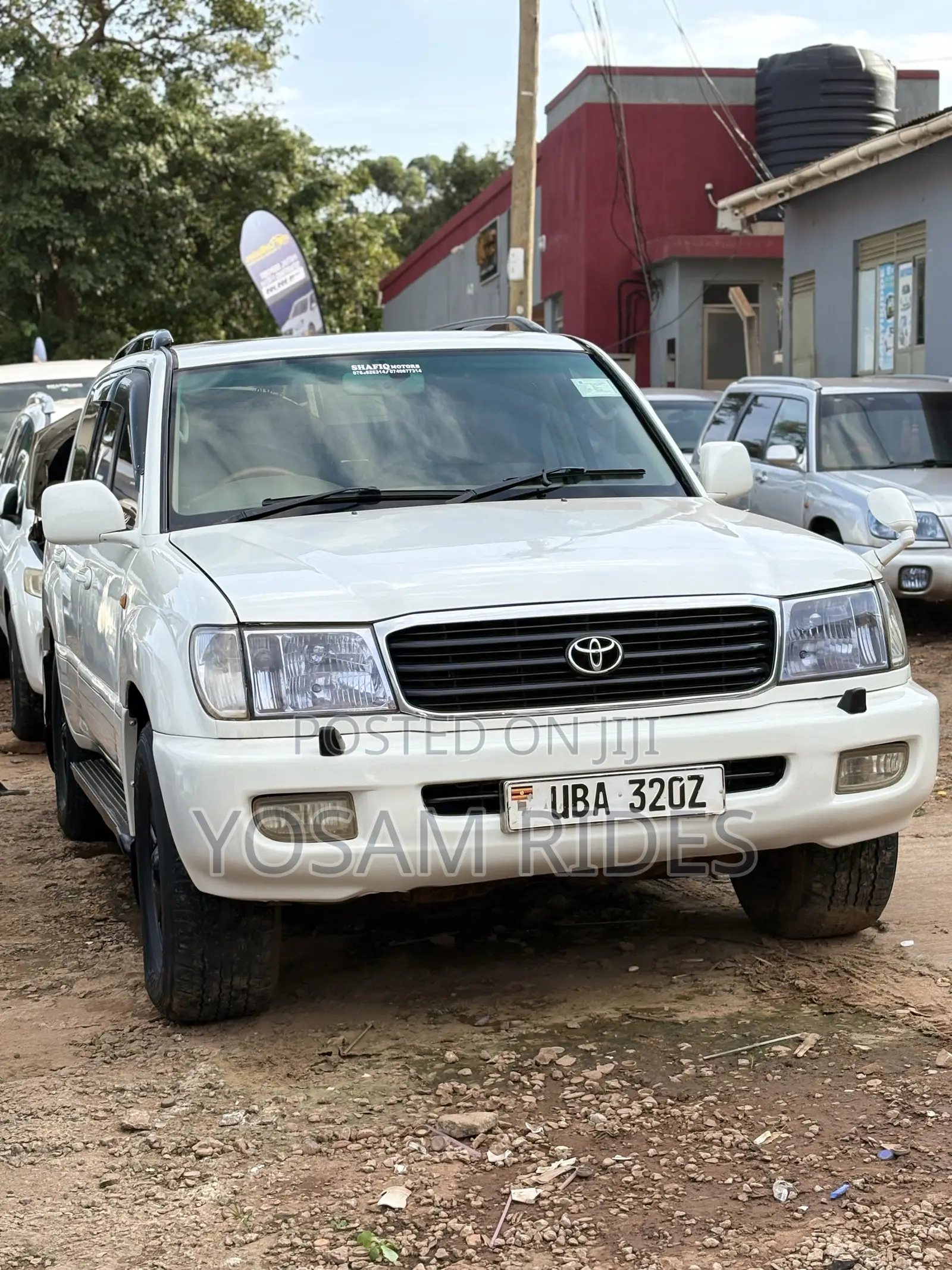 Toyota Land Cruiser Cygnus 4.7 1999 White