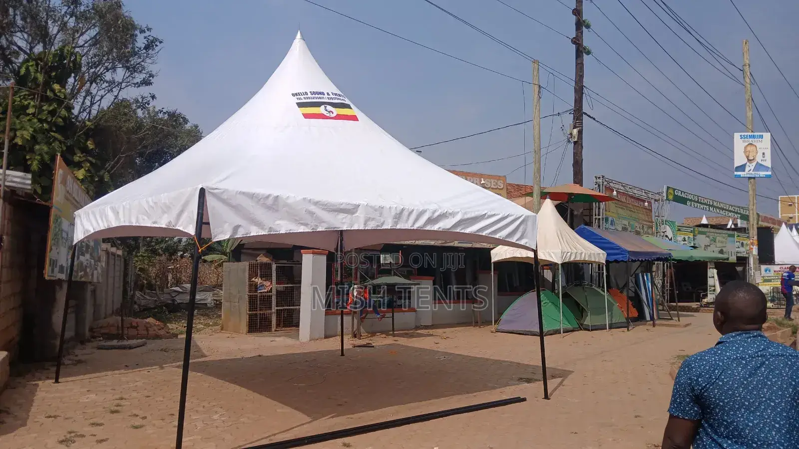 Brand New Design 50 Seater With Open Corners Branded