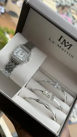 Beautiful Ladies' La-Martin Valentines Gift Time Box With 3 Bracelets