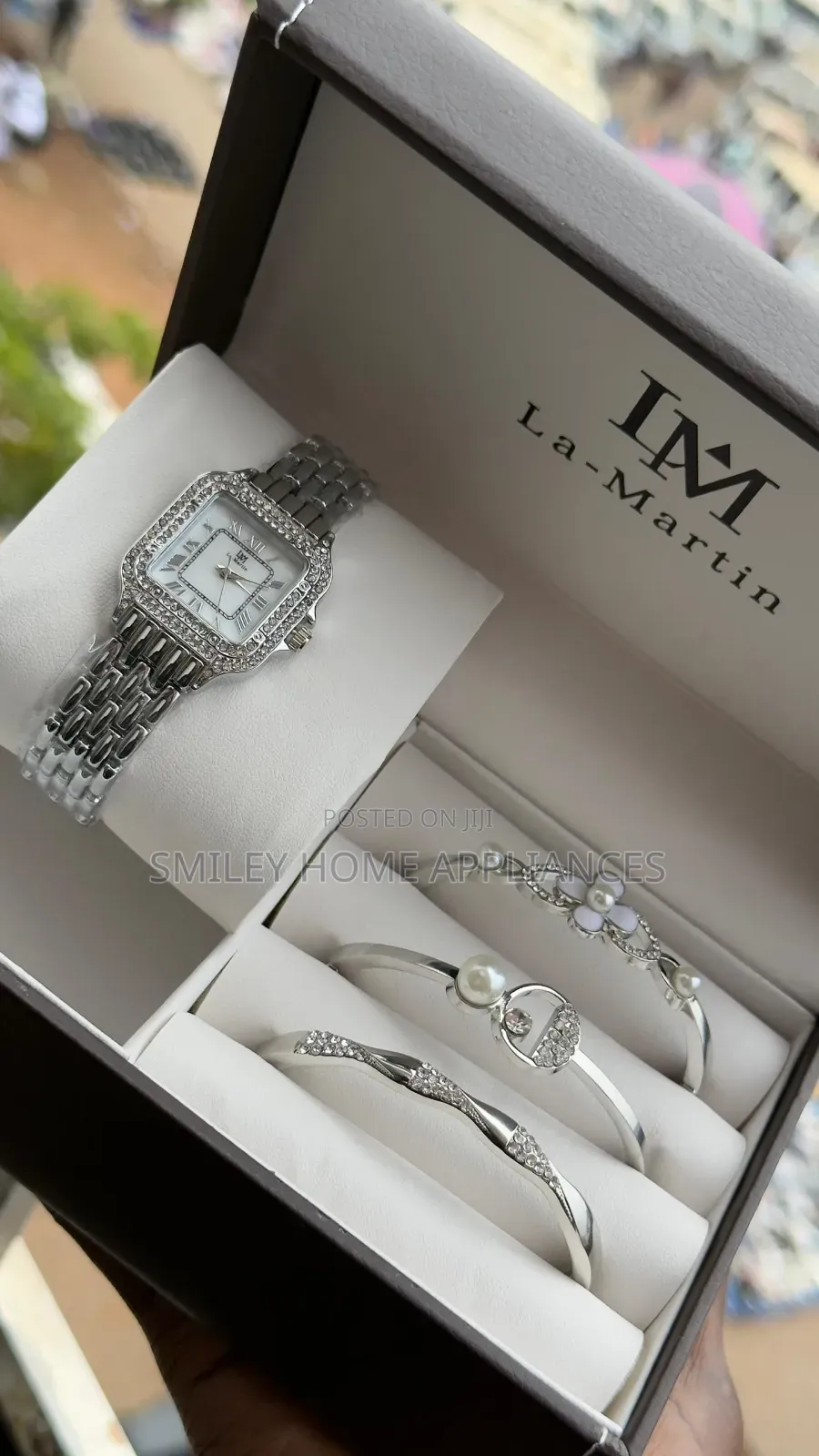Beautiful Ladies' La-Martin Valentines Gift Time Box With 3 Bracelets
