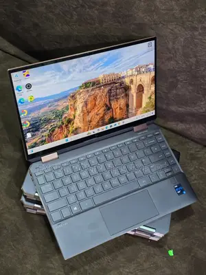New Laptop HP Spectre X360 15 16GB Intel Core i7 SSD 1T