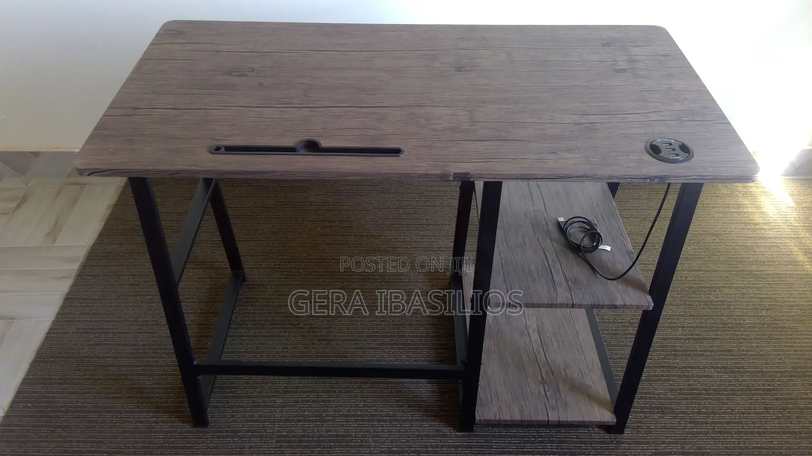 Computer Table With Usb Hubs Aluminium Frame