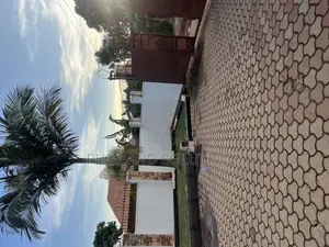Furnished 5bdrm House in Namusera, Wakiso / Wakiso for sale