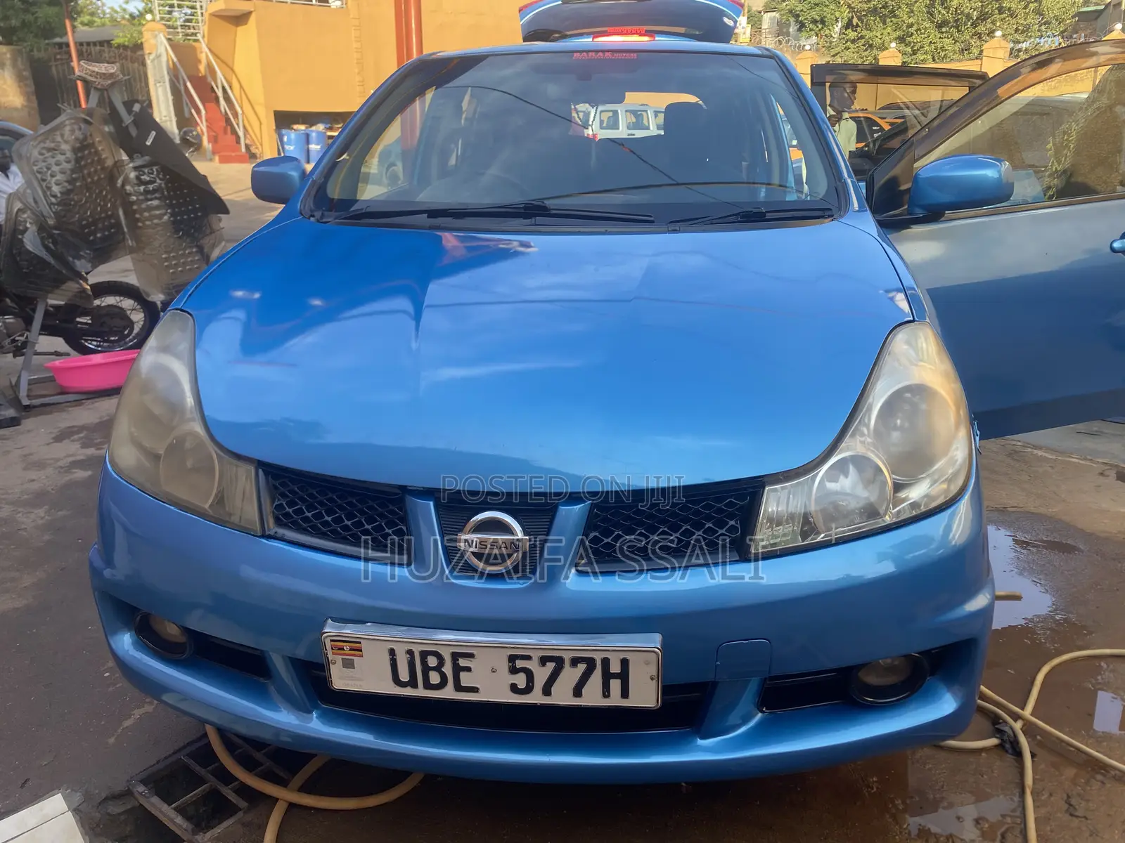 Nissan Wingroad 2001 Blue