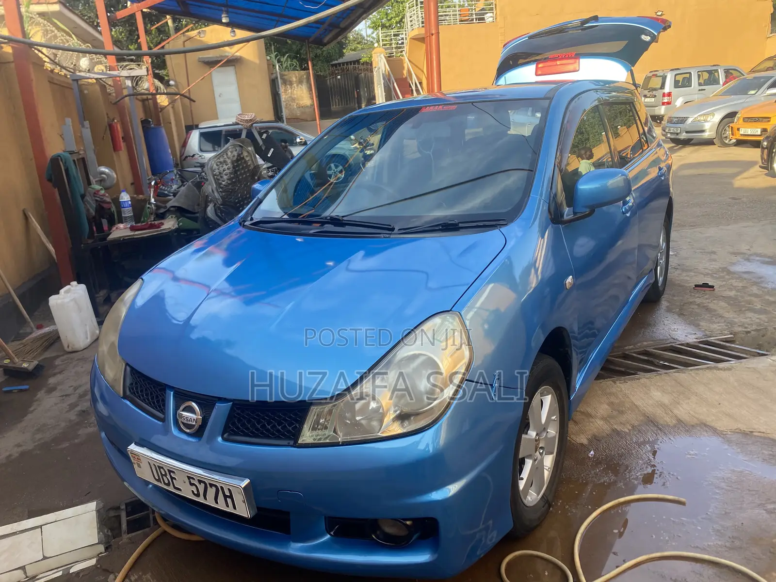 Nissan Wingroad 2001 Blue