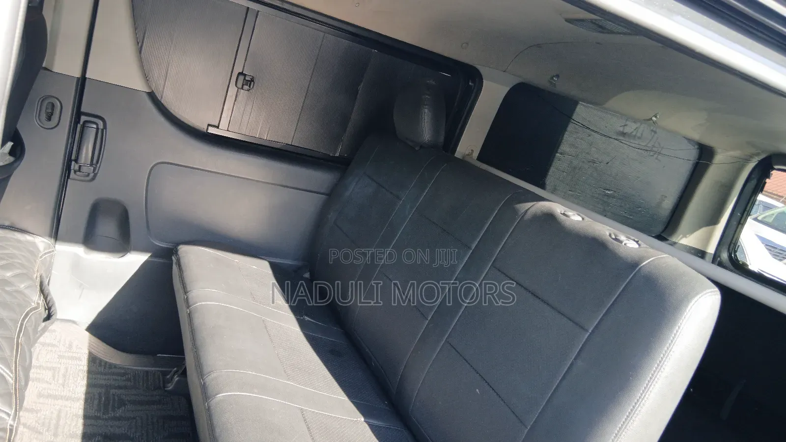 Toyota HiAce 2011 Black