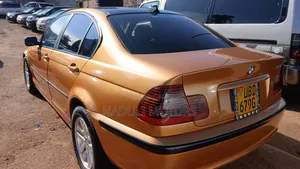 BMW 318i 2006 Gold