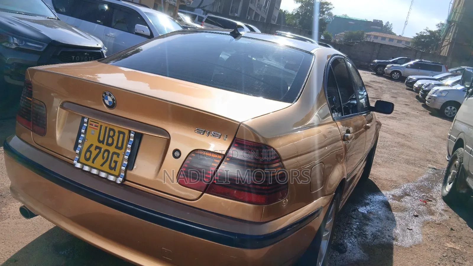 BMW 318i 2006 Gold