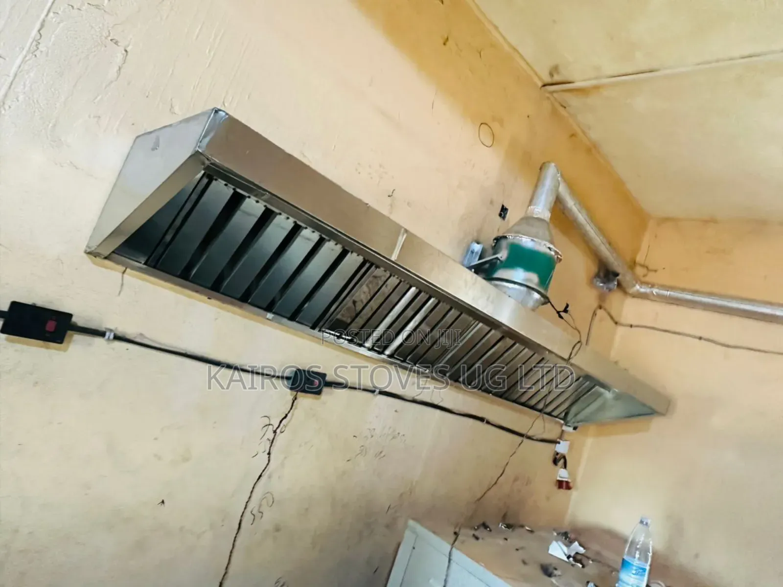 Smoke and Heat Extractor Chimney