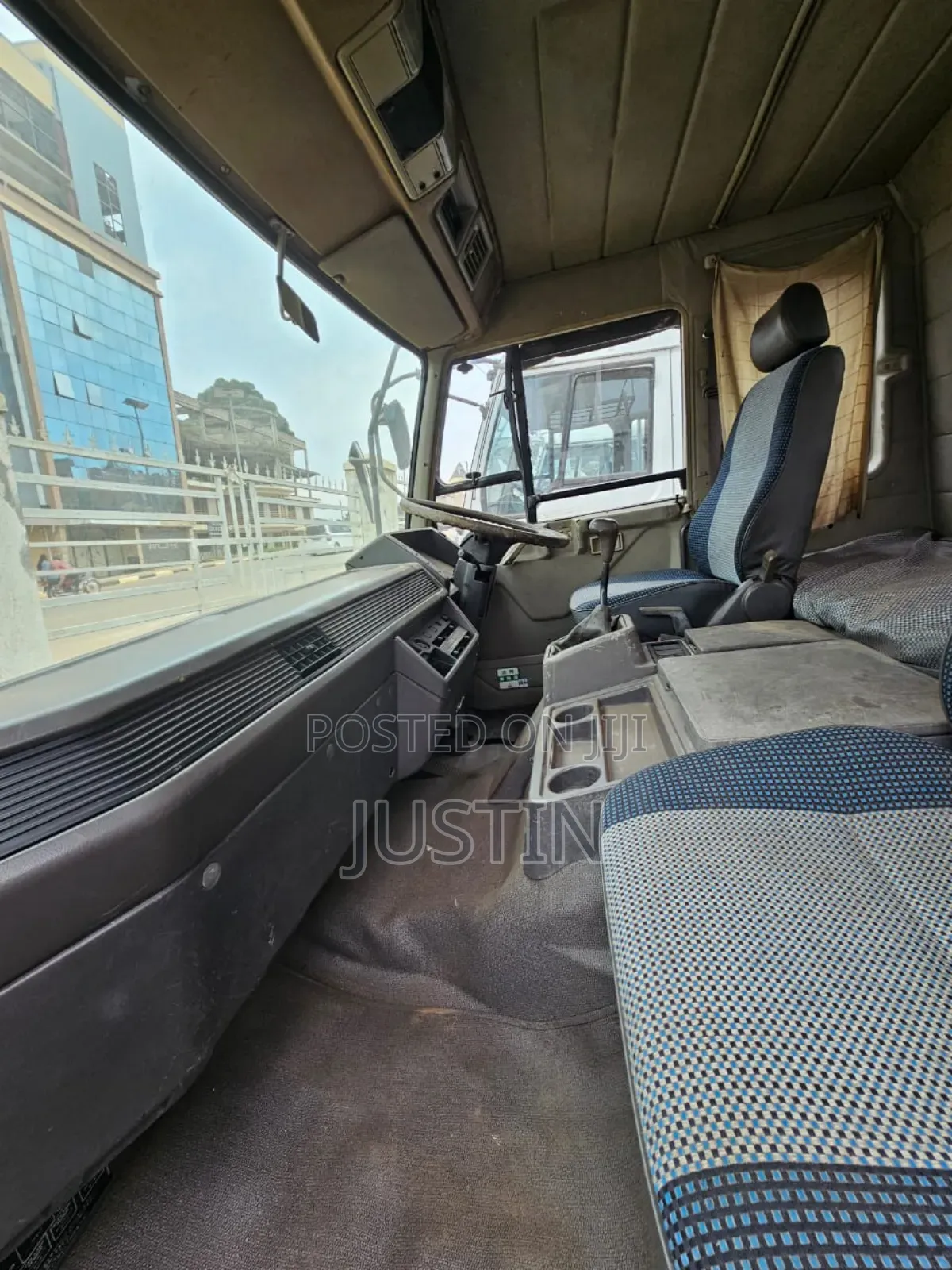 Mitsubishi Canter