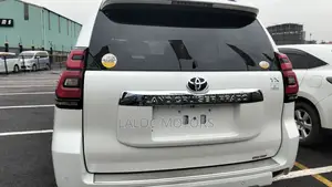 Toyota Land Cruiser Prado 2.7 2018 White