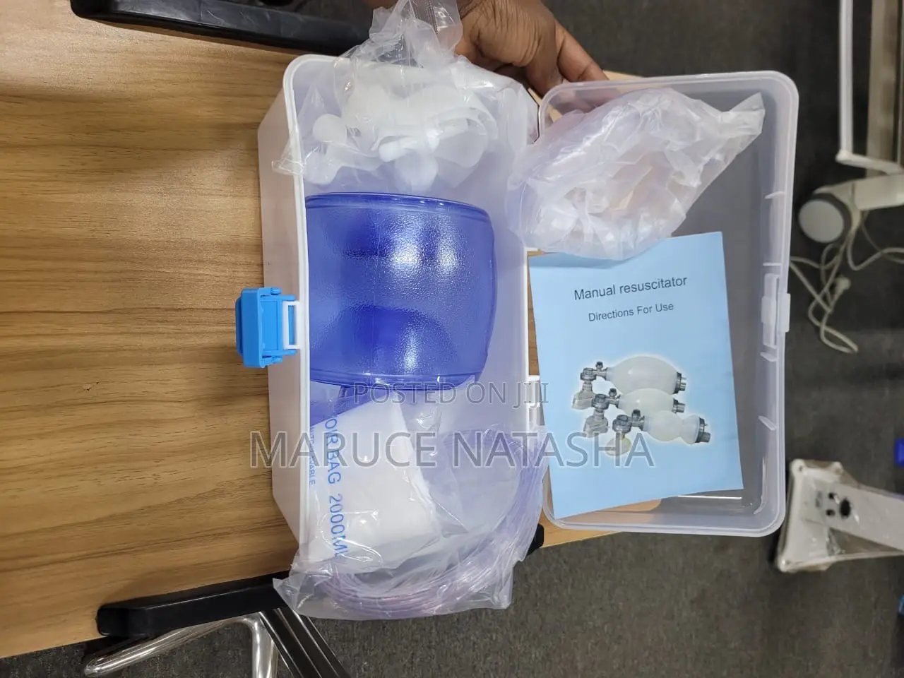 Adult Resuscitator