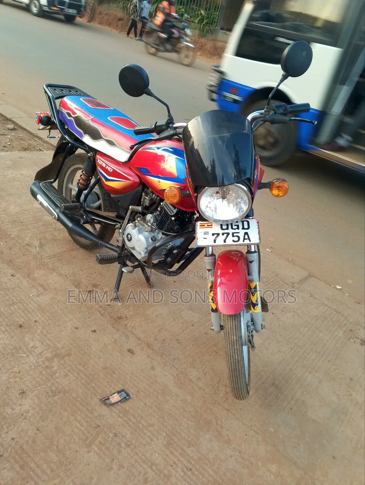 Bajaj Boxer 125 2024 Red