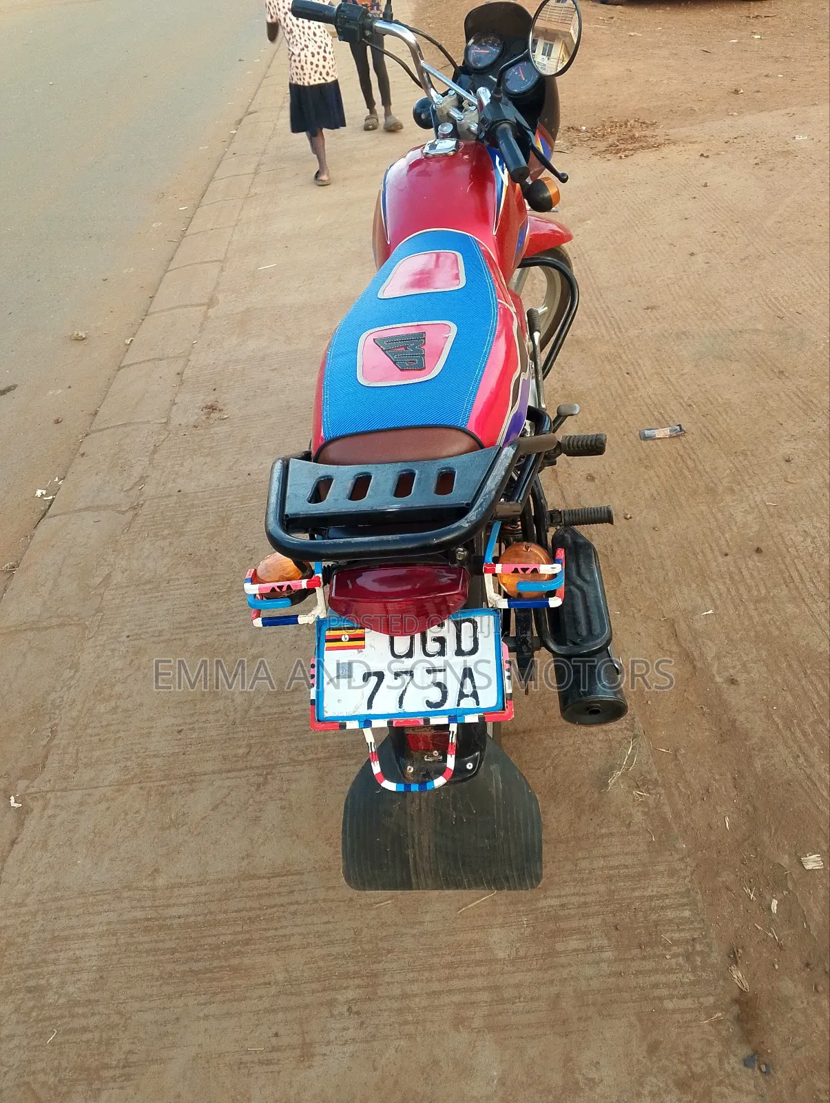 Bajaj Boxer 125 2024 Red