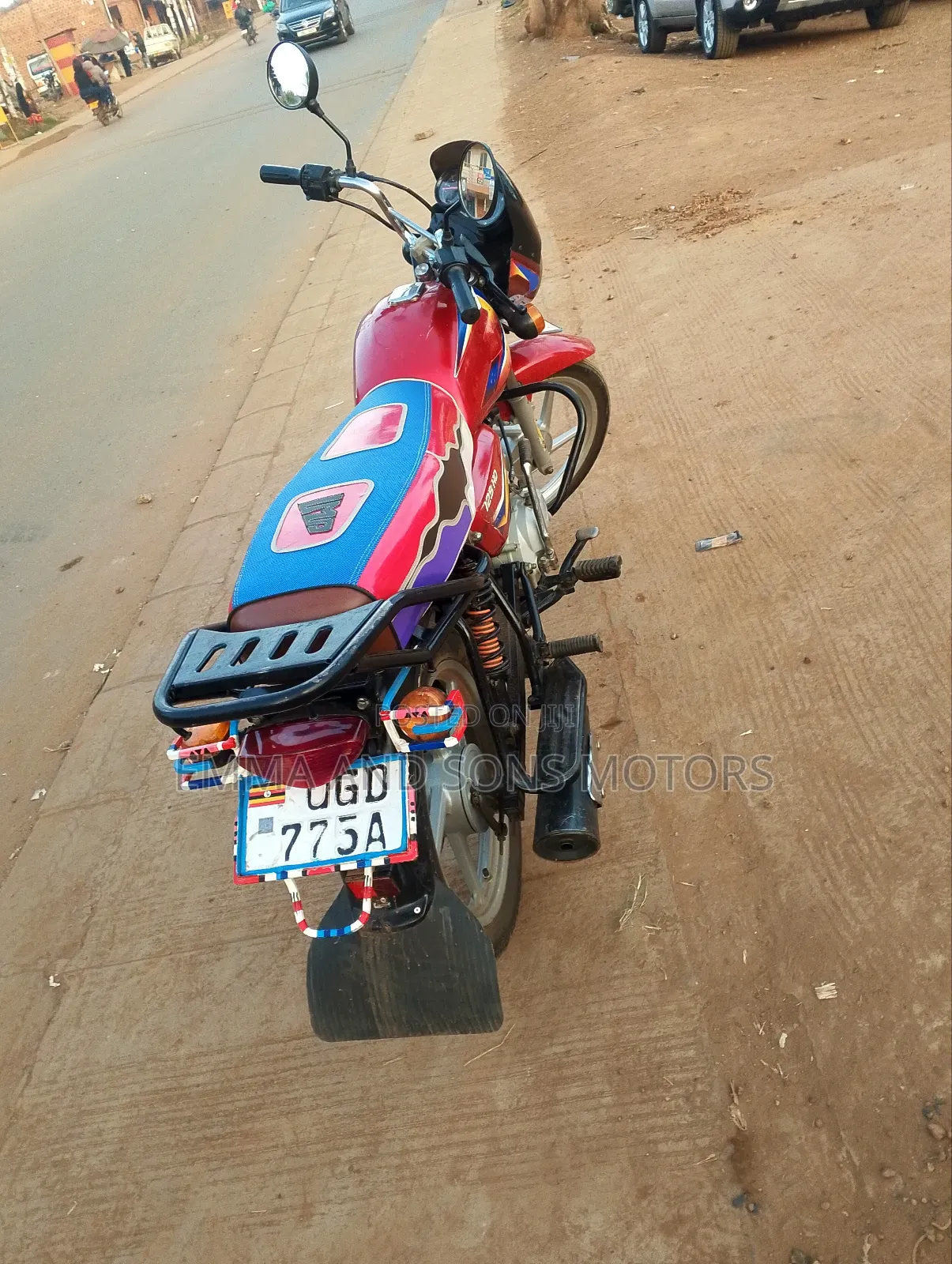 Bajaj Boxer 125 2024 Red
