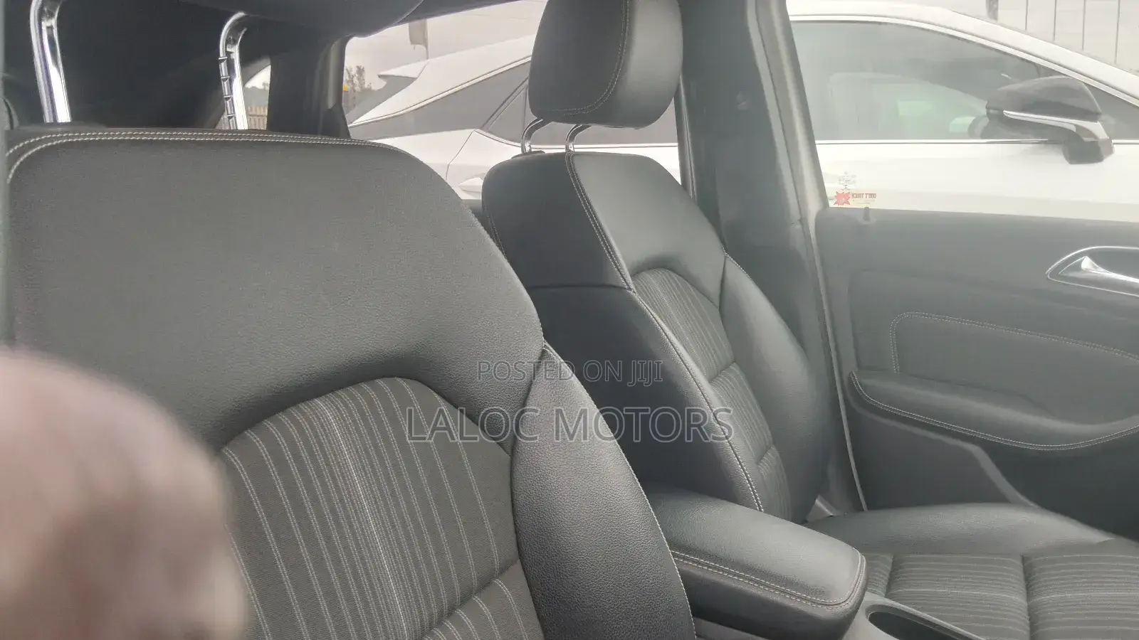 Mercedes-Benz B-Class B180 Petrol 2013 White