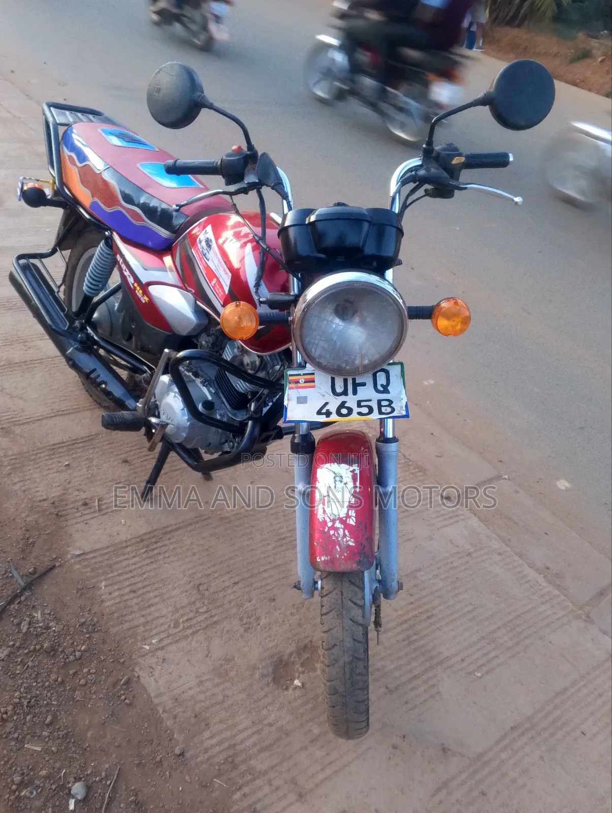 TVS HLX 125 2022 Red