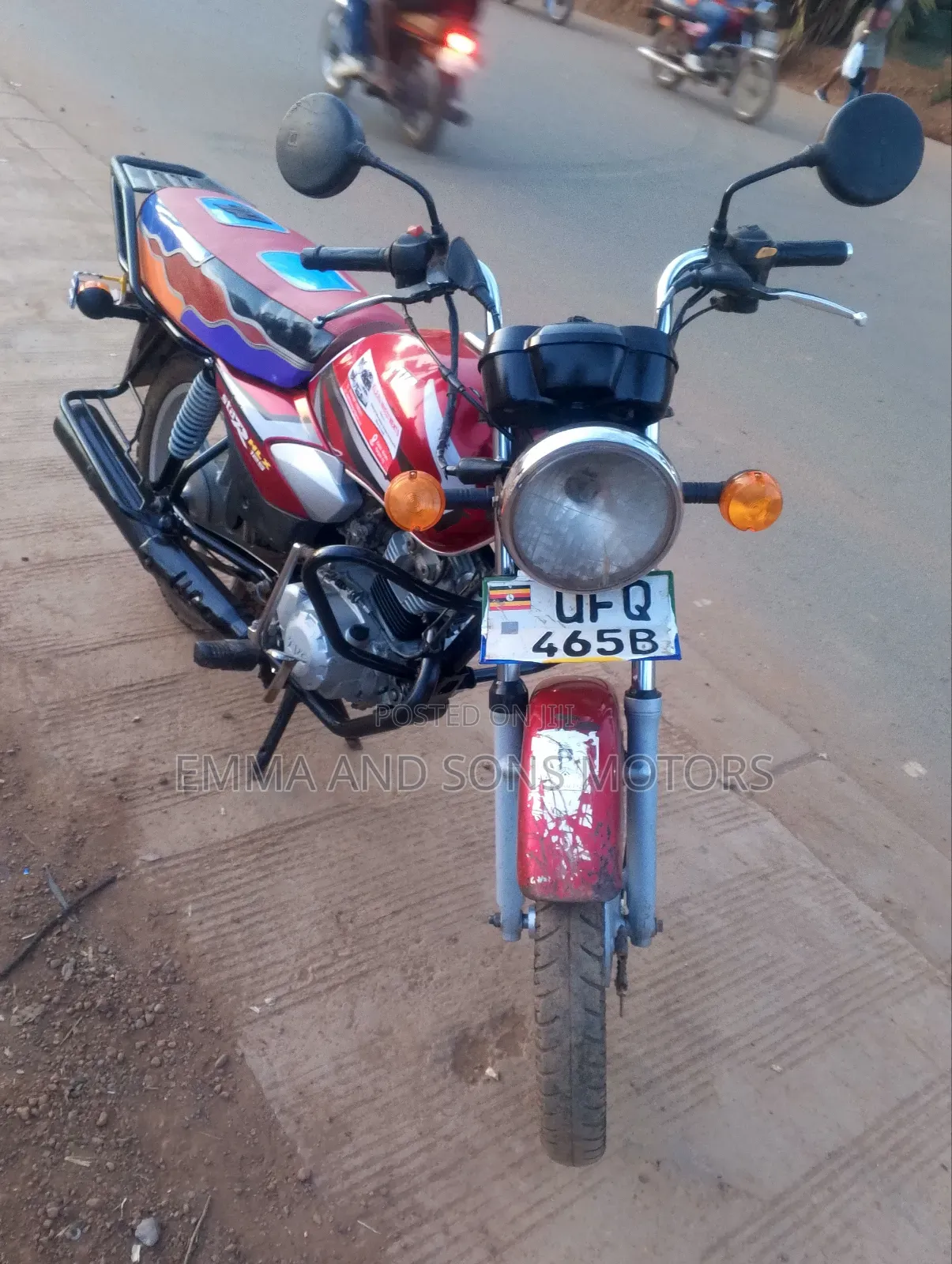 TVS HLX 125 2022 Red