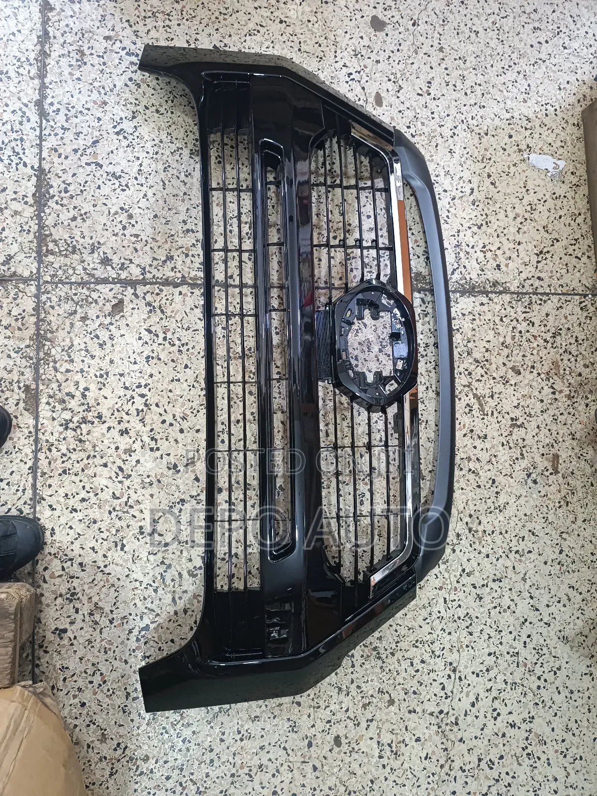 New Grille Hilux Rocco