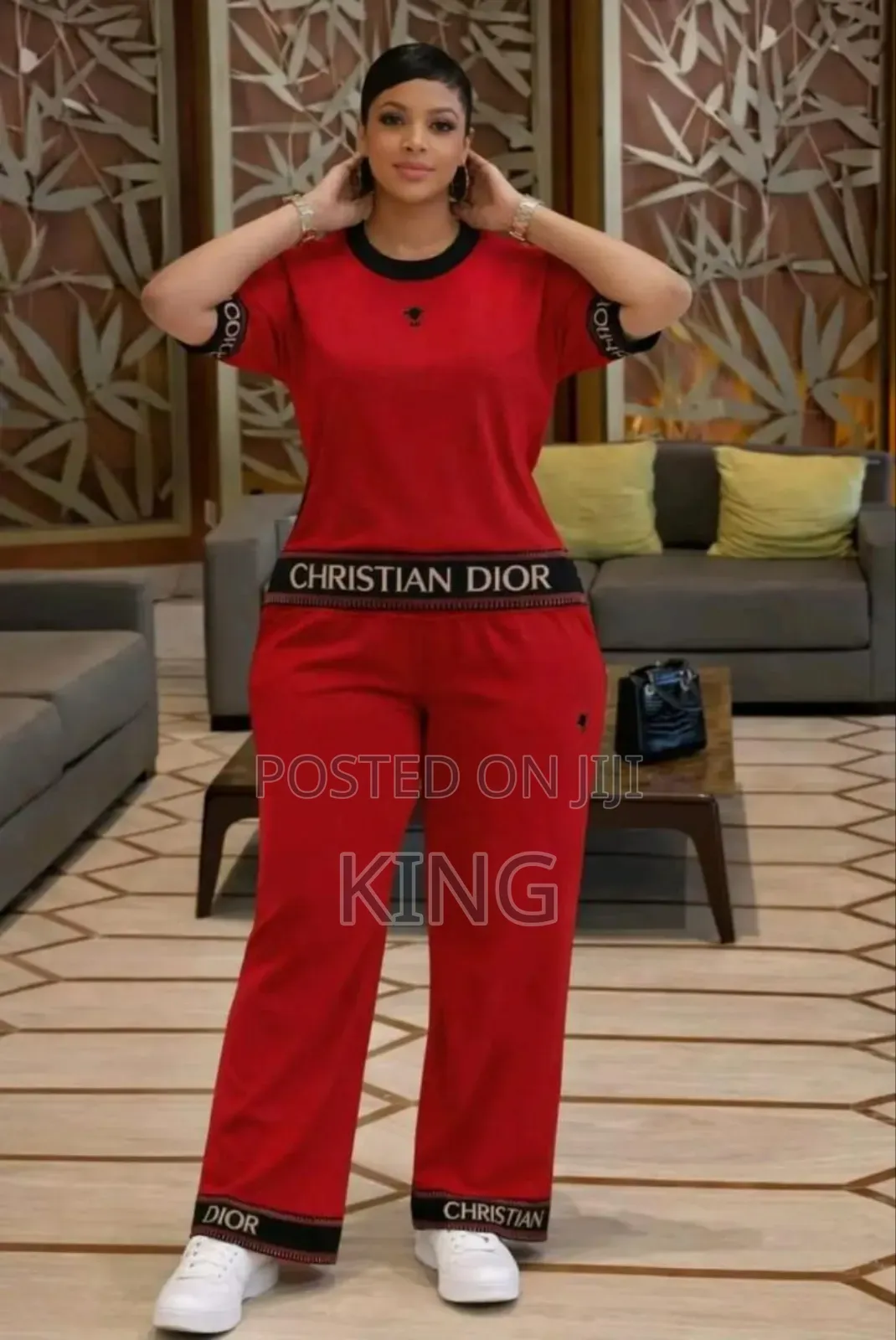 La Brand Christian Dior to Piece