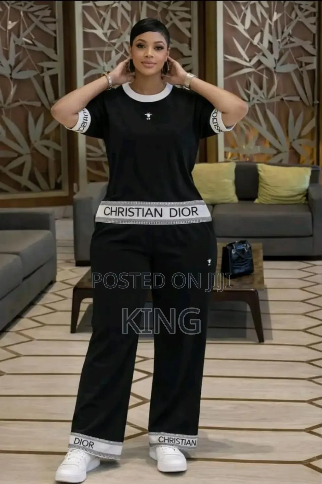 La Brand Christian Dior to Piece